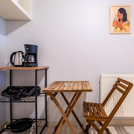 Fully Equipped Cozy Home In Kadikoy Estambul Exterior foto